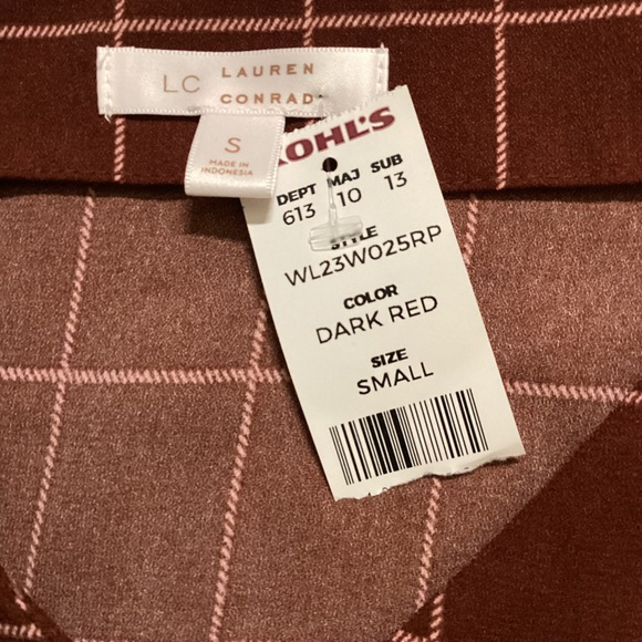 NWT LC Lauren Conrad Cropped Ruffled Button Top - Picture 2 of 5